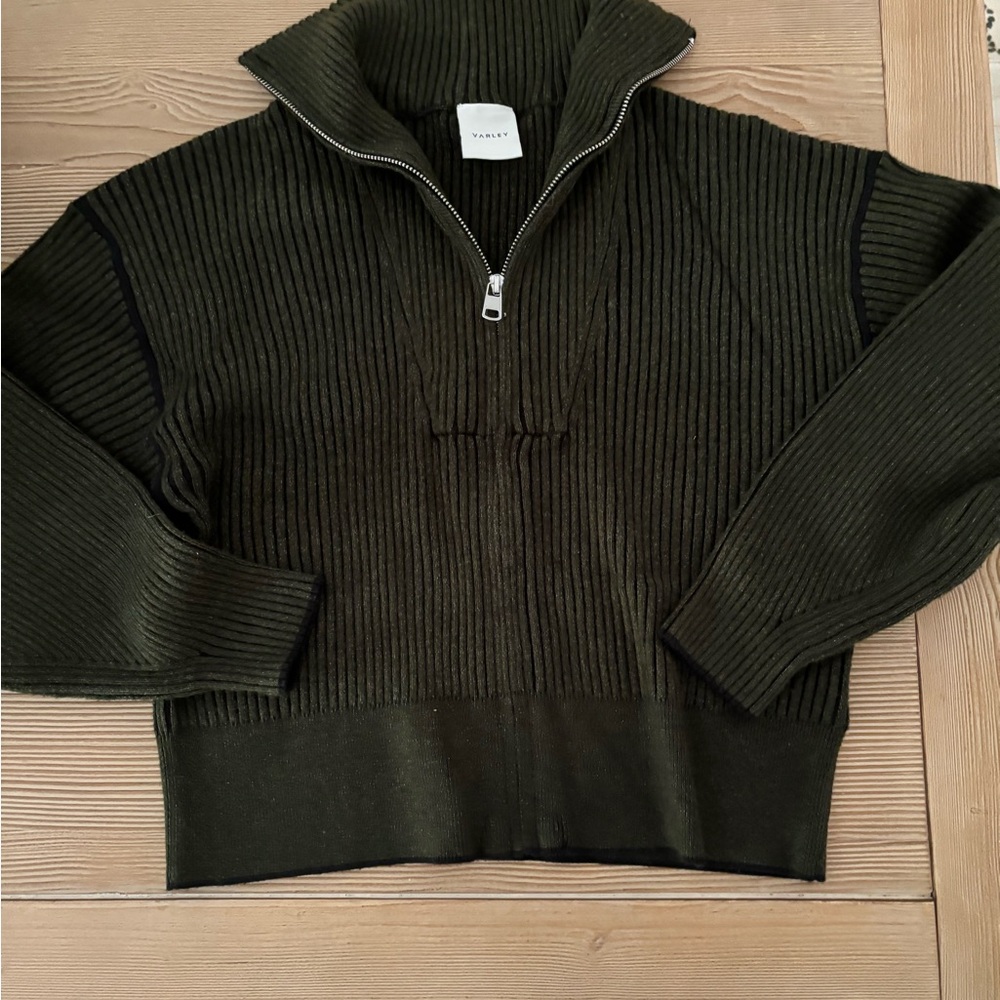 Varley 1/2 zip green sweater